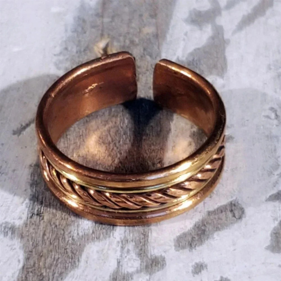 Ethnic Tribal India Brass and Copper Adjustable Handcrafted Artisan Metal Ring - Picture 4 of 12
